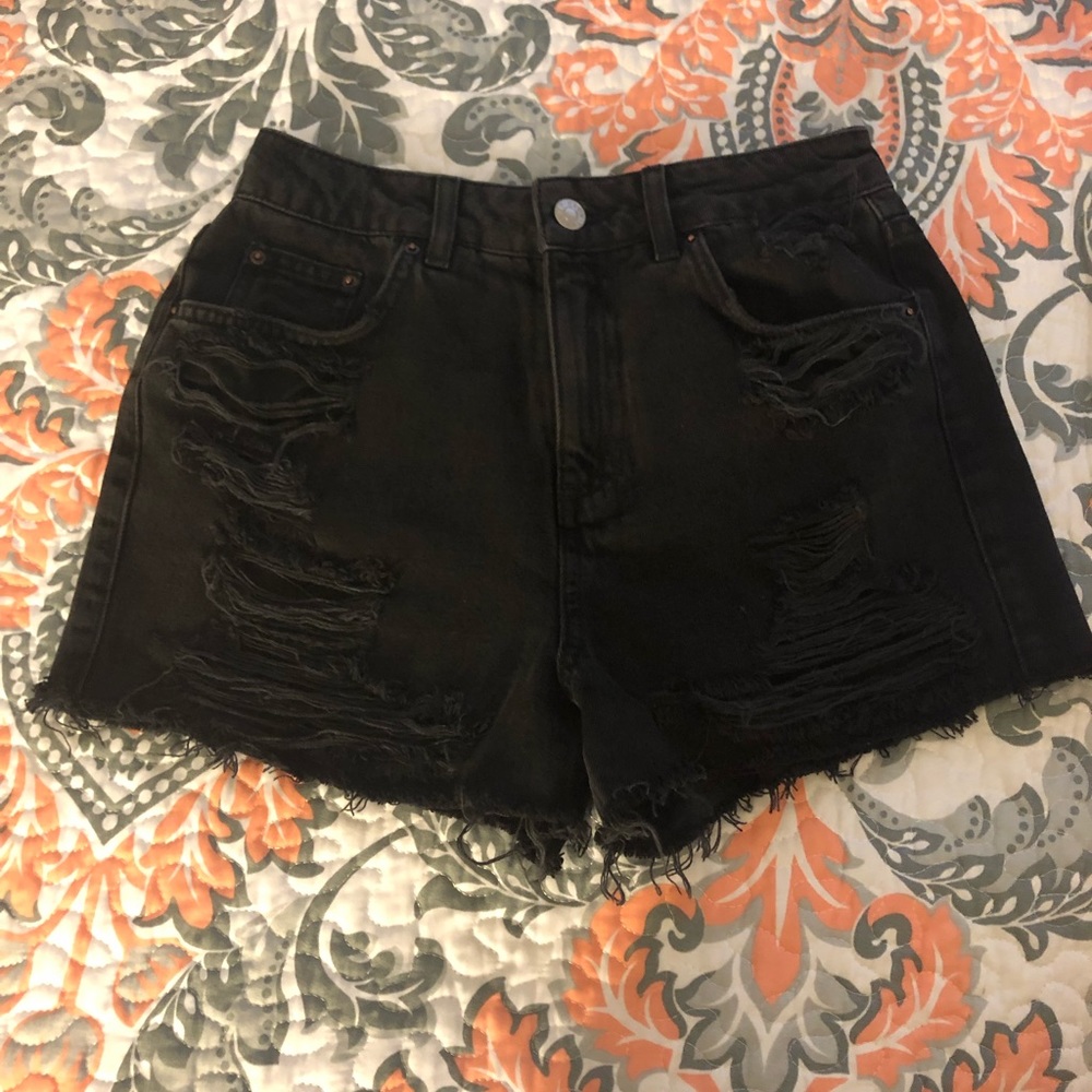 NWT Topshop Petite Ripped Mom Shorts